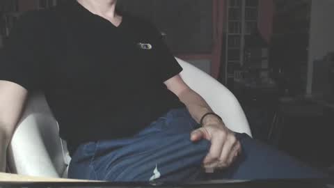 Snapshot of benijamin chatting on February 26, 12:16 am benijamin online show from February 26, 12:16 am
