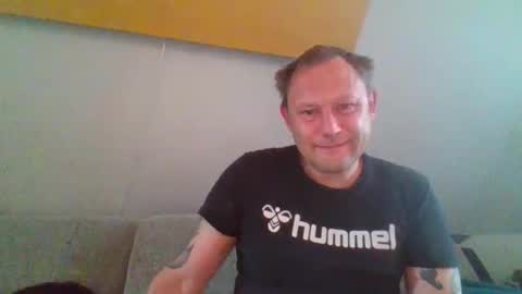 benizio online show from March 31, 9:00 am