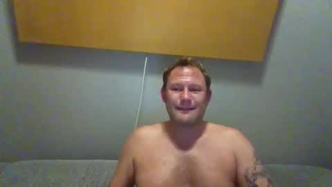 Snapshot of benizio_ chatting on September 10, 4:38 pm benizio online show from September 10, 4:38 pm