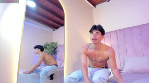 Snapshot of benjamin_more chatting on February 6, 12:05 pm BENJAMIN online show from February 6, 12:05 pm
