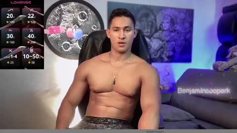 Snapshot of benjamincooperk1 chatting on November 1, 9:30 pm benjamincooperk online show from November 1, 9:30 pm