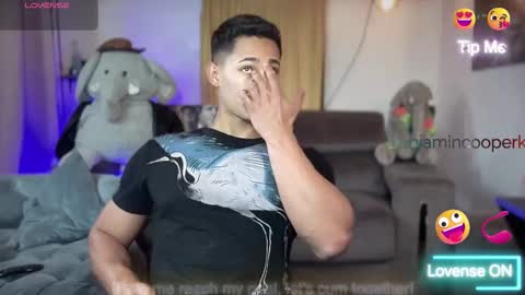 benjamincooperk online show from February 22, 10:22 pm