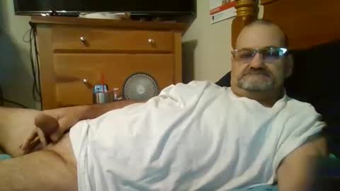 Snapshot of benjaminhall46 chatting on October 20, 1:48 pm benjaminhall46 online show from October 20, 1:48 pm