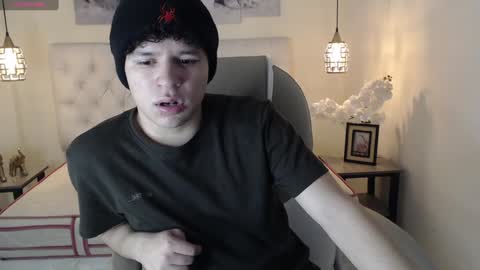 BENJAMIN online show from January 12, 8:03 pm