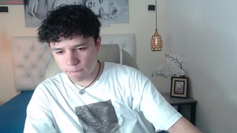 BENJAMIN online show from February 1, 7:55 pm