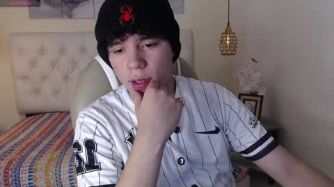 BENJAMIN online show from January 25, 7:49 pm