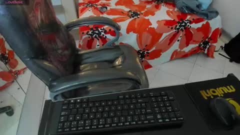 BENJAMIN online show from September 18, 8:22 pm