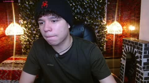 BENJAMIN online show from February 7, 9:04 pm