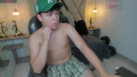 BENJAMIN online show from October 21, 8:34 pm