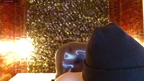 BENJAMIN online show from December 6, 10:41 pm