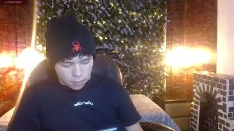 BENJAMIN online show from December 29, 7:43 pm
