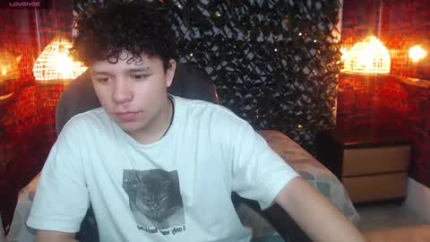 BENJAMIN online show from March 11, 8:20 pm