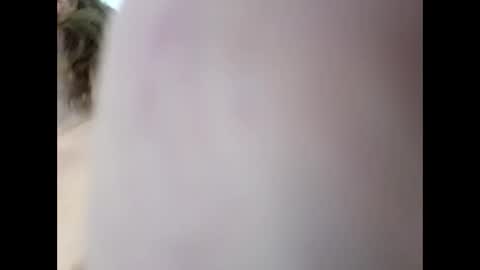 Snapshot of bennybluejeans chatting on September 15, 10:00 pm bennybluejeans online show from September 15, 10:00 pm