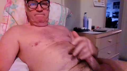 bennybutterfly007 online show from February 2, 9:19 am