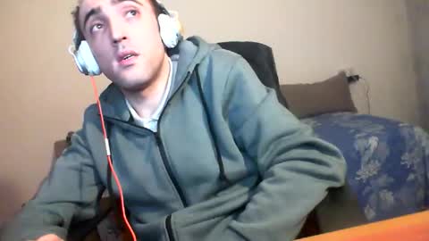 bentish online show from December 17, 3:51 pm