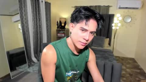 bentlyfuck online show from March 3, 5:23 pm