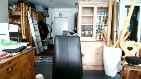 Snapshot of berg_boy chatting on October 4, 9:14 am Martin online show from October 4, 9:14 am
