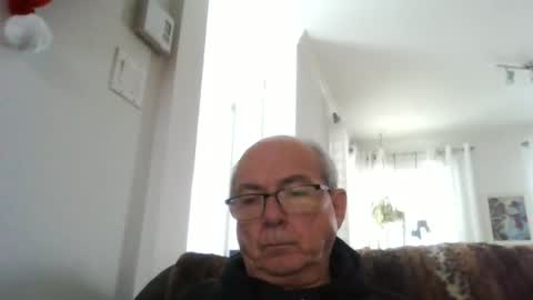 bernard1102 online show from November 19, 1:33 pm