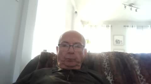 bernard1102 online show from February 9, 6:34 pm