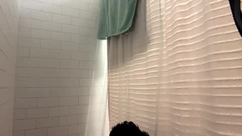 berriess_ online show from February 3, 11:15 am