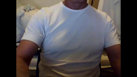 Snapshot of bertznlollie chatting on September 8, 2:49 pm bertznlollie online show from September 8, 2:49 pm