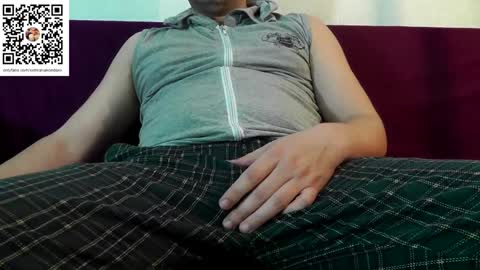 Snapshot of bestanakonda chatting on January 3, 9:36 am BestAnakonda online show from January 3, 9:36 am