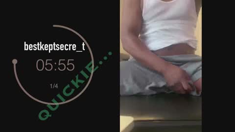 Snapshot of bestkeptsecre_t chatting on January 1, 10:03 pm bestkeptsecre t online show from January 1, 10:03 pm