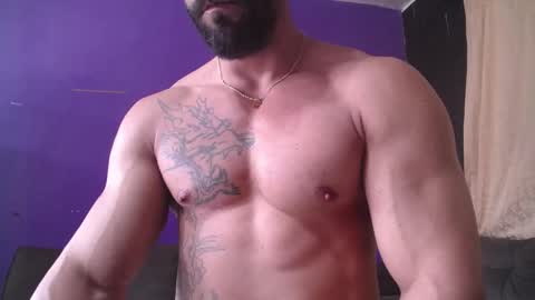 Snapshot of bestmuscle chatting on January 27, 5:15 pm bestmuscle online show from January 27, 5:15 pm