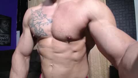 Snapshot of bestmuscle chatting on February 25, 3:52 am bestmuscle online show from February 25, 3:52 am