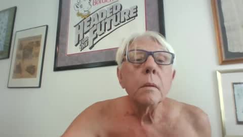 Snapshot of bestshot1951 chatting on September 25, 5:45 pm bestshot1951 online show from September 25, 5:45 pm
