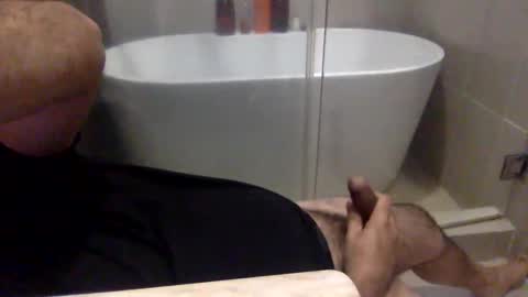Snapshot of betoooox chatting on December 2, 2:50 pm Virtual Gentleman online show from December 2, 2:50 pm