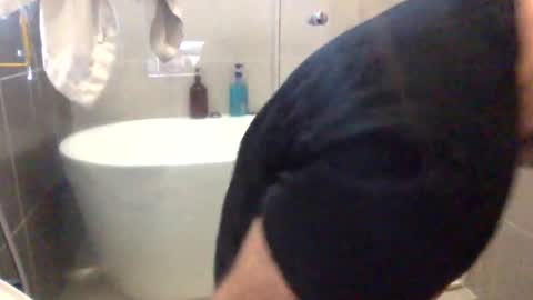 Virtual Gentleman online show from October 19, 1:25 pm