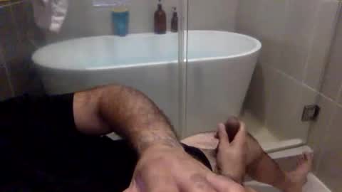 Snapshot of betoooox chatting on March 5, 10:55 pm Virtual Gentleman online show from March 5, 10:55 pm