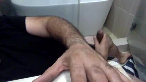 Snapshot of betoooox chatting on January 2, 9:07 pm Virtual Gentleman online show from January 2, 9:07 pm