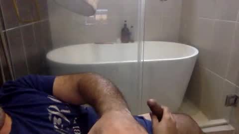 Snapshot of betoooox chatting on December 27, 4:33 pm Virtual Gentleman online show from December 27, 4:33 pm