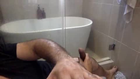 Snapshot of betoooox chatting on February 10, 1:44 pm Virtual Gentleman online show from February 10, 1:44 pm