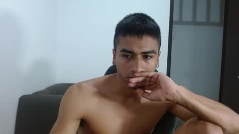 Snapshot of bfernando_05 chatting on February 4, 3:11 am BAYRON online show from February 4, 3:11 am