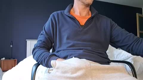 Snapshot of bi_french69 chatting on December 3, 9:42 am My name is David and if you like public exhibitions you wont be disappointed with me LoL - My favorite vibes is 44 online show from December 3, 9:42 am