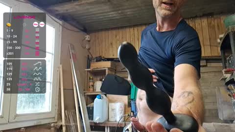 Snapshot of bi_french69 chatting on October 11, 9:24 am My name is David and if you like public exhibitions you wont be disappointed with me LoL - My favorite vibes is 44 online show from October 11, 9:24 am