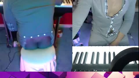 BicepsandFrot online show from January 7, 4:39 am