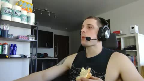 bicyclesocks online show from April 25, 12:35 am