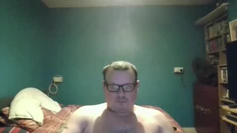 Snapshot of bidan1986 chatting on February 14, 2:54 pm bigdan1986 online show from February 14, 2:54 pm