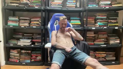 biffpowbang online show from April 1, 9:56 pm