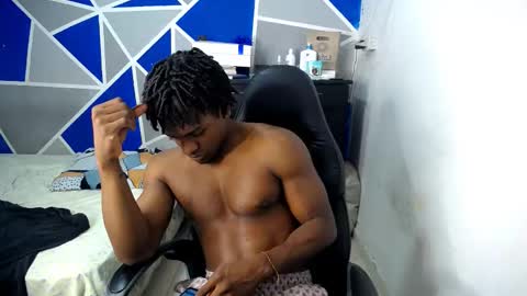 Snapshot of big_black11 chatting on October 5, 5:33 am big_black11 online show from October 5, 5:33 am