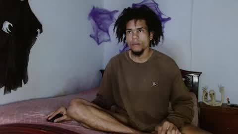 Snapshot of big_boy_lee chatting on October 16, 9:45 pm Camilo online show from October 16, 9:45 pm