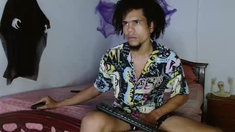 Snapshot of big_boy_lee chatting on October 17, 10:03 pm Camilo online show from October 17, 10:03 pm