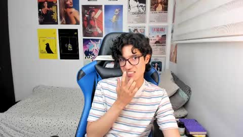 Danny 3 online show from April 18, 12:01 am