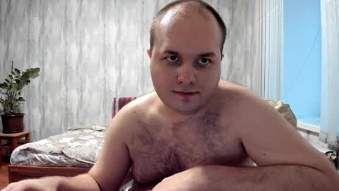Snapshot of big_fat_guy1992 chatting on January 12, 10:12 am big_fat_guy1992 online show from January 12, 10:12 am