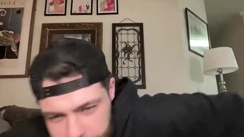 Jonny Kade online show from October 28, 2:03 am