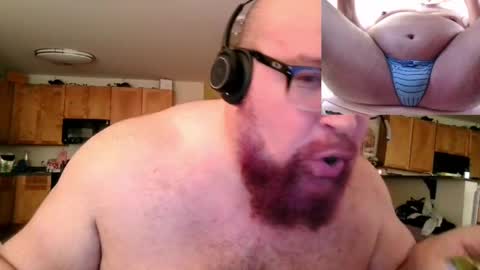 BigBear4Cuddles online show from April 23, 11:18 pm